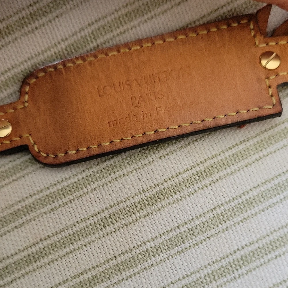 Louis Vuitton Brown Monogram Leather Bracelet with Tan Bow and Gold Hardware - Picture 6 of 9